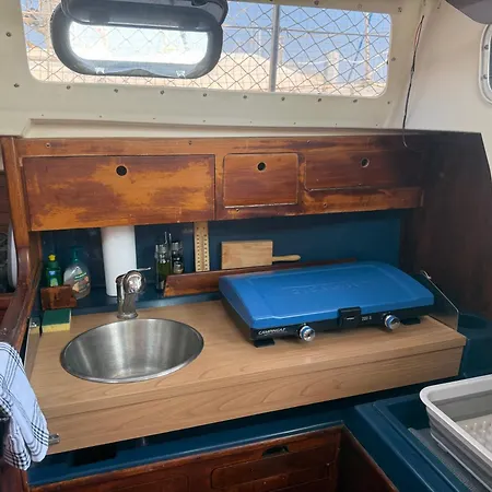 Nuit Insolite Sur Un Bateau 보트호텔 *