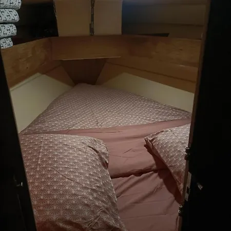 Nuit Insolite Sur Un Bateau Botel Canet-en-Roussillon